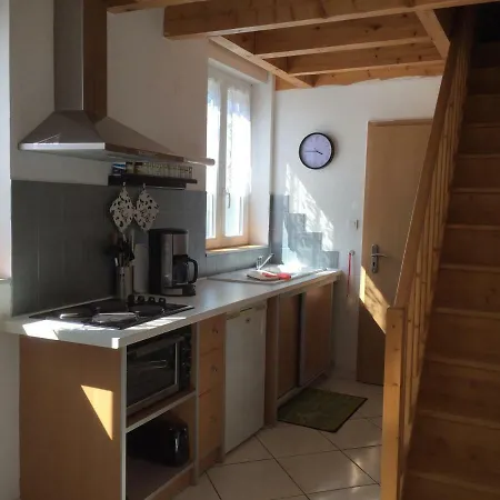 Apartment Meuble Les 3 Frontieres *